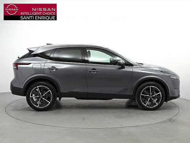 Nissan Qashqai 1.3DIG-T MHEV 140 TEKNA 5P (TECHO+BARRAS)